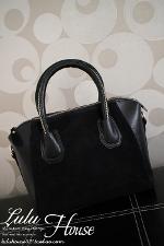 หมดค่ะ กระเป๋าLuluhouse รุ่นL108-03 กระเป๋าแฟชั่นนำเข้าจากLuluhouseของแท้100% รุ่นนี้ดูดีมากค่ะ 